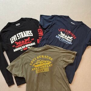 Lot of 3 Levi's Strauss Short Long Sleeve Graphic Tee Shirts Men Medium Large